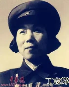 戰(zhàn)士責(zé)任重！記參加歷屆全國(guó)人大的軍隊(duì)女英模代表