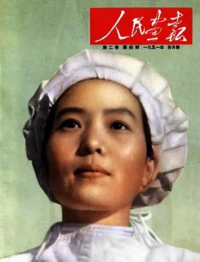 戰(zhàn)士責(zé)任重！記參加歷屆全國(guó)人大的軍隊(duì)女英模代表